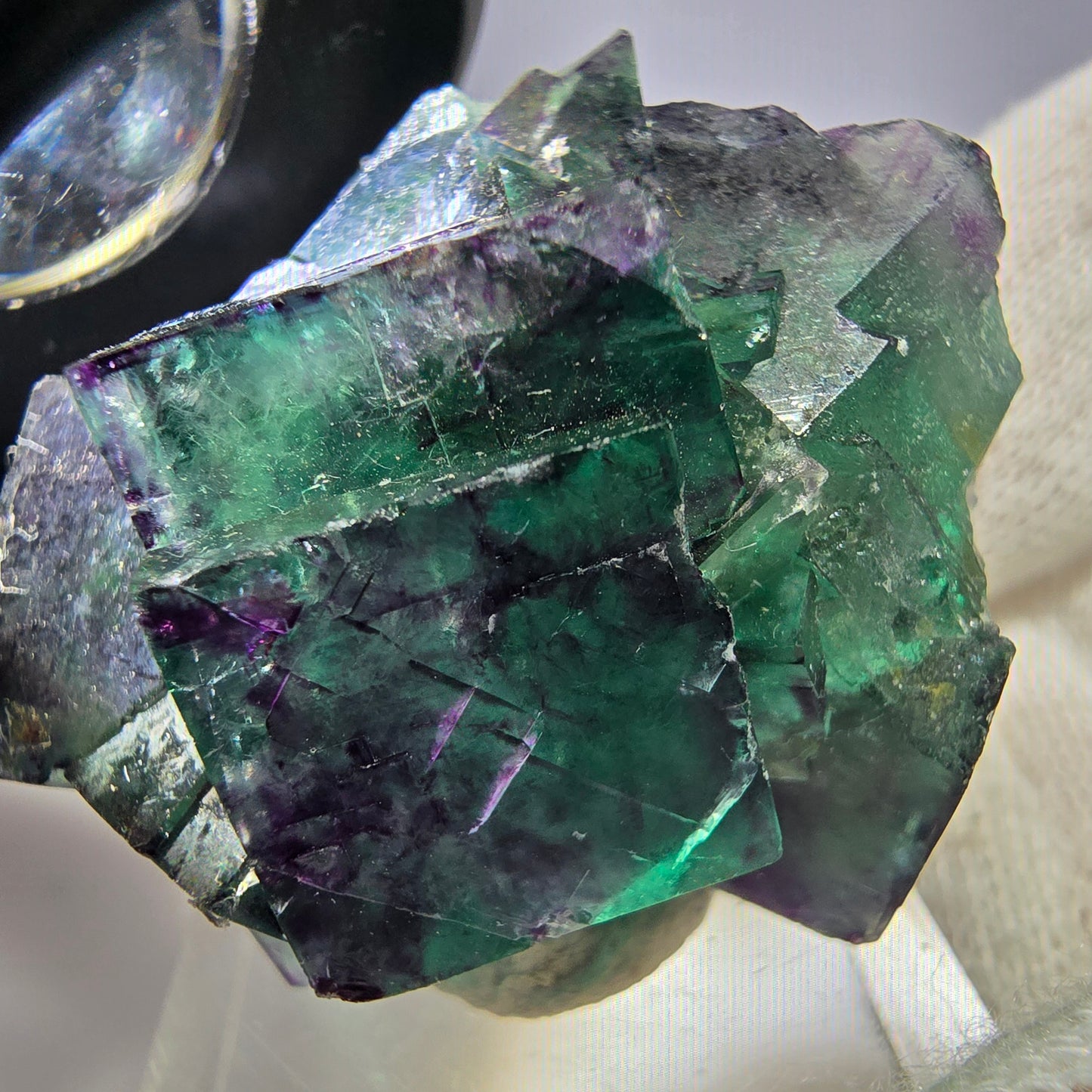 Seltene Phantom Fluorit Würfel Stufe zonal grün lila Okorusu, Namibia 40*36*22mm
