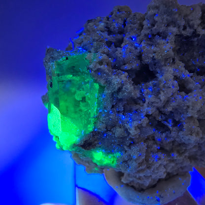 Seltene Aquamarin X mit Hyalit, Orthoklas Stufe Erongo, Namibia 39*38*28mm