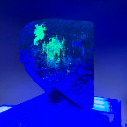 Seltener Aquamarin X mit Schörl Turmalin Erongo, Namibia 25*21*17mm
