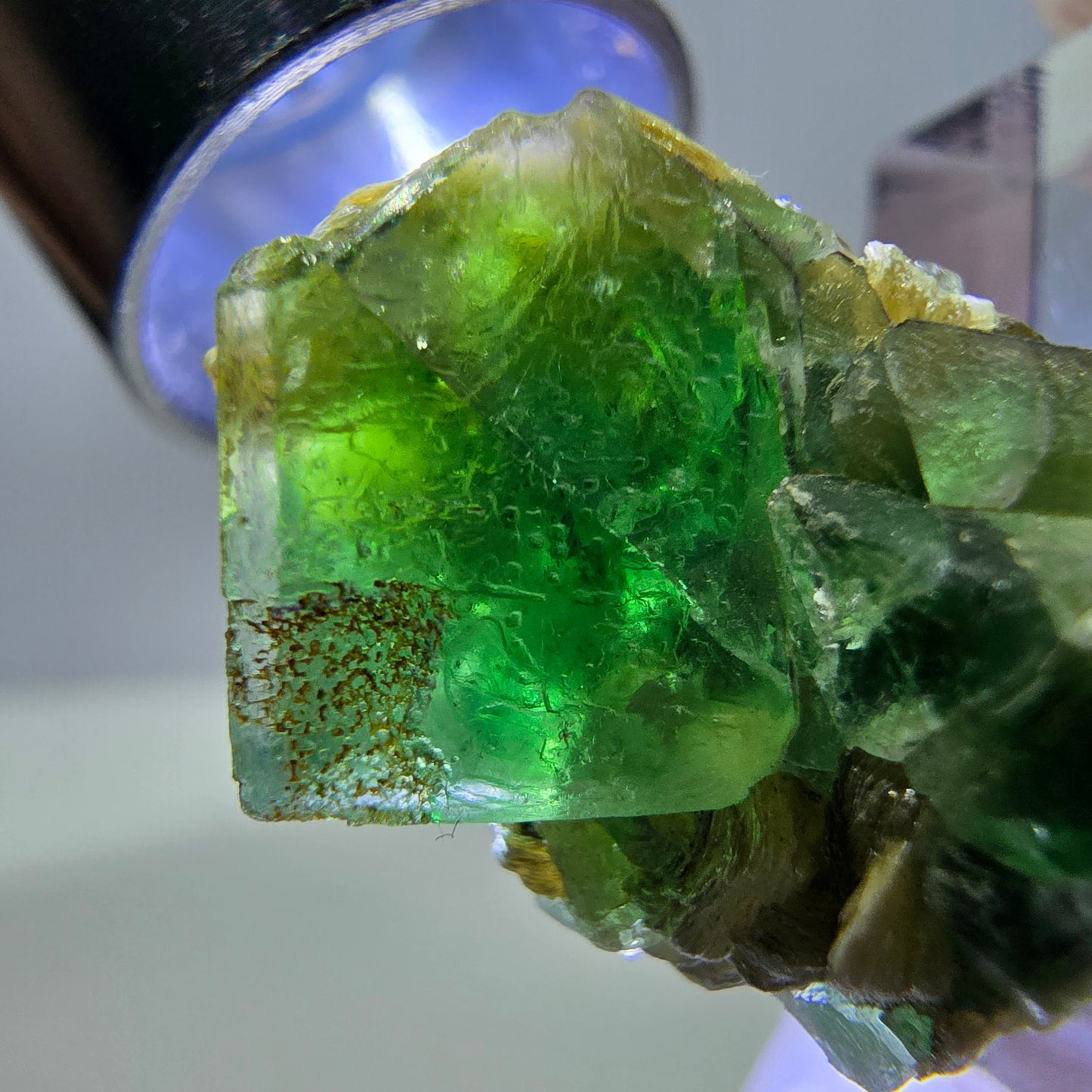 Cube de fluorite fantôme, spécimen de muscovite, Erongo, Namibie, 23 x 17 x 17 mm 