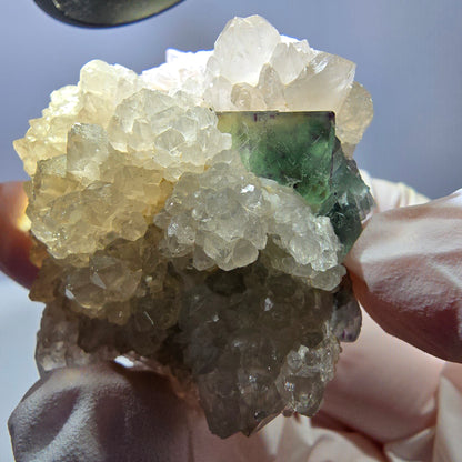 Rare cube de fluorite fantôme, spécimen de quartz vert violet Okorusu Namibie 48*42*28mm 