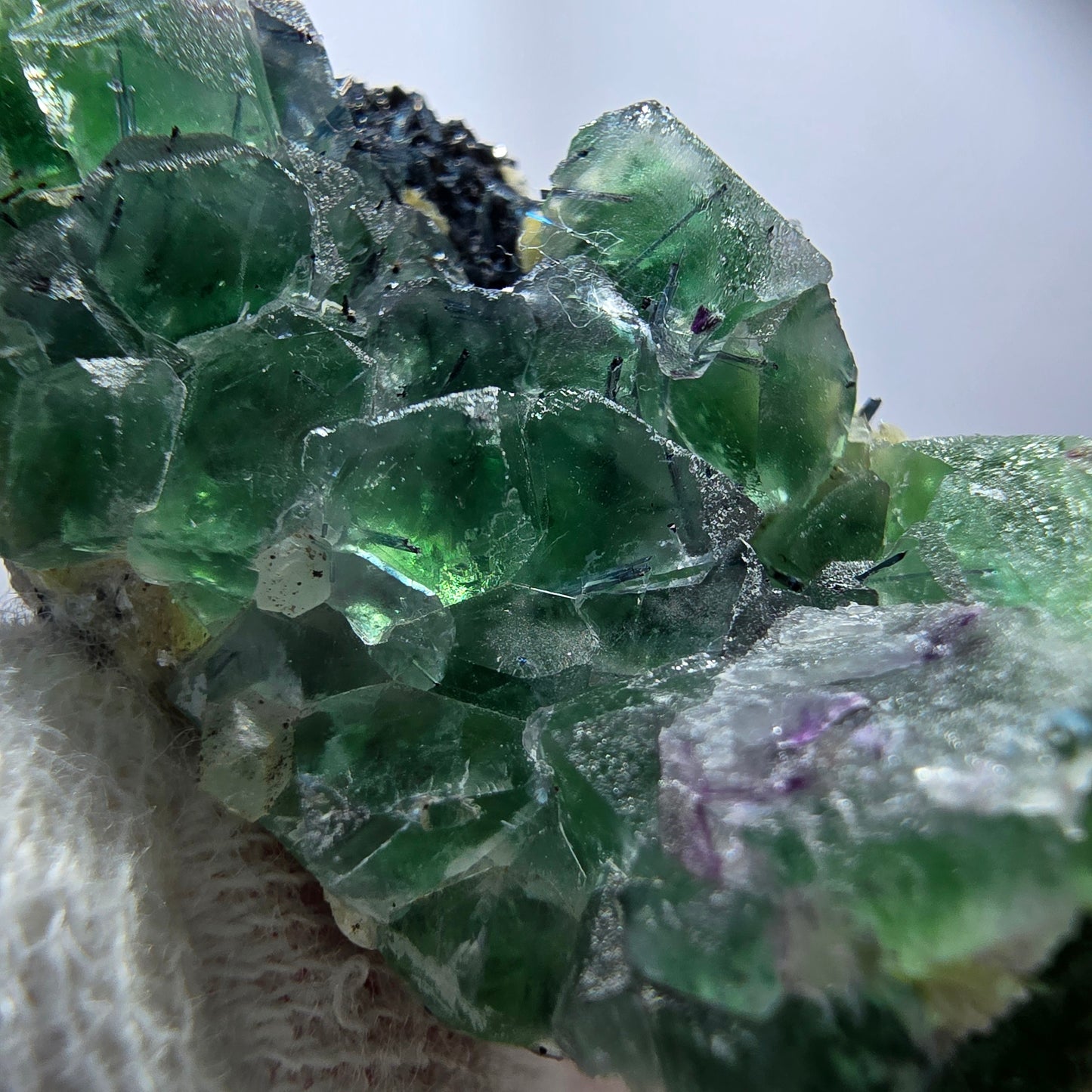 Phantom Fluorit Würfel Muskovit Schörl Turmalin Stufe Erongo, Namibia 45*23*24mm