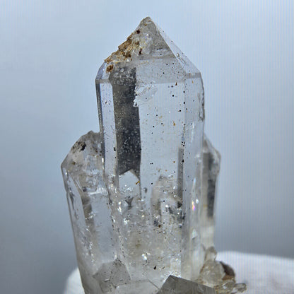 Sceptre DT en quartz fumé fantôme, calcite UV Valentine Pocket Goboboseb Namibie 60 x 26 x 25 mm 