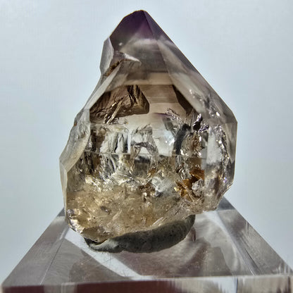 Pointe de sceptre en améthyste fantôme de Goboboseb, Namibie, 30 x 24 x 19 mm 