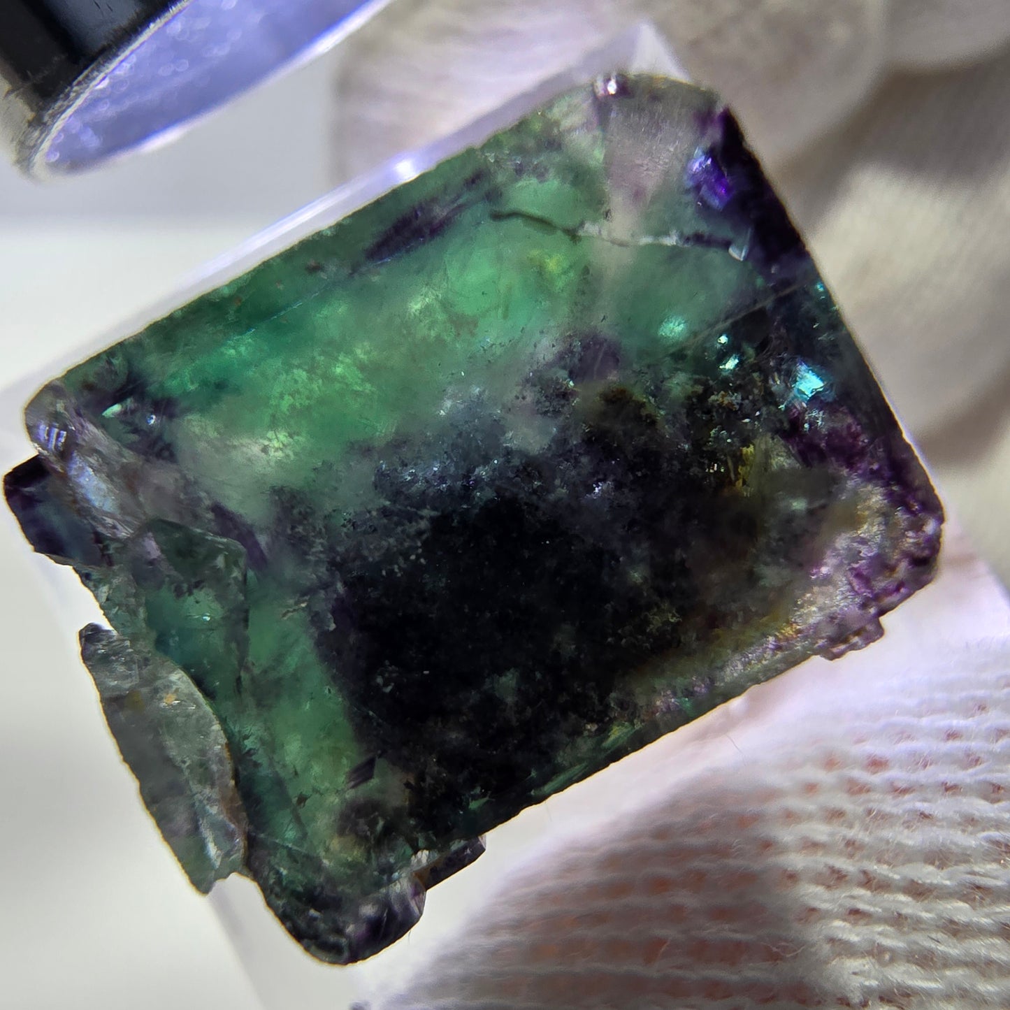 Spécimen rare de cube de fluorite fantôme, vert zonal et violet, Okorusu, Namibie, 19 x 21 x 13 mm 