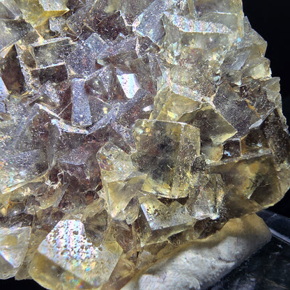 Honey Pocket Phantom Fluorite stage jaune violet Okorusu Namibie 49*37*11mm collection