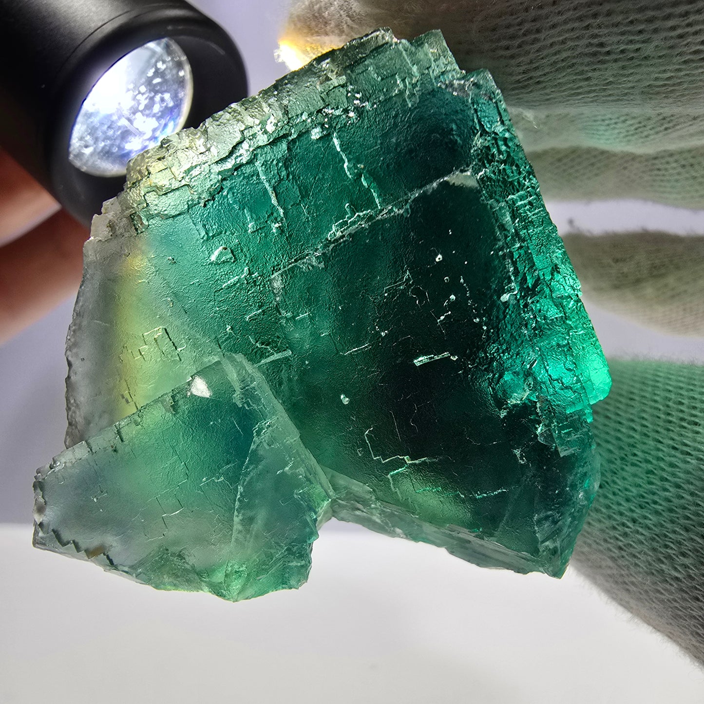 Rare spécimen de cube de fluorite fantôme, parqueté vert Okorusu, Namibie, 80 x 50 x 37 mm 