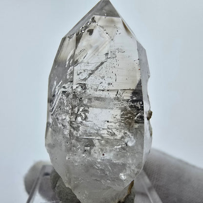 Enhydro Phantom Smoky Quartz Sceptre Tip 1x Bubble Goboboseb, Namibie 40*22*19mm 
