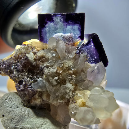 Phantom Fluorit Würfel, parkettiert, Quarz Stufe Okorusu, Namibia 28*24*19mm