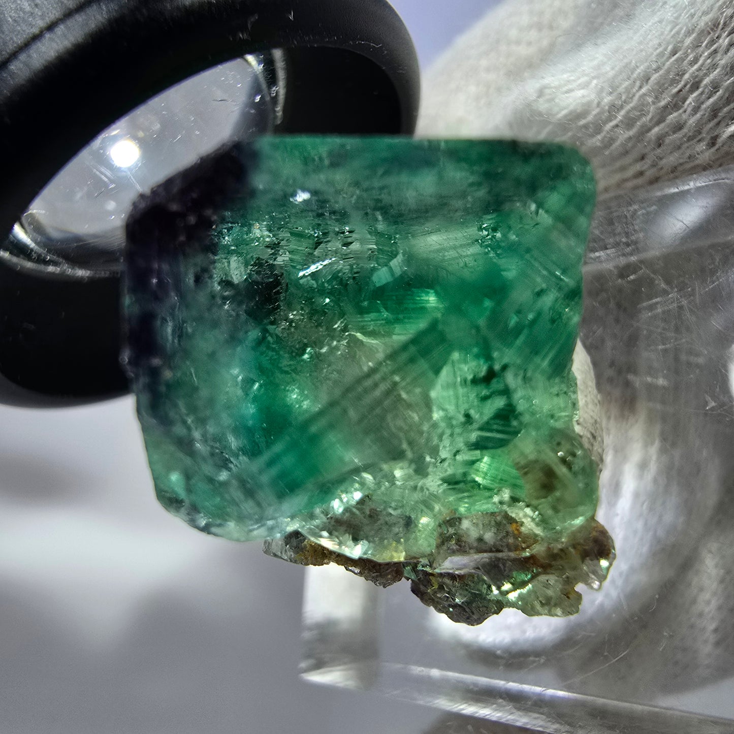 Rare spécimen de cube de fluorite fantôme, vert-violet zonal, Okorusu, Namibie, 26 x 21 x 18 mm 