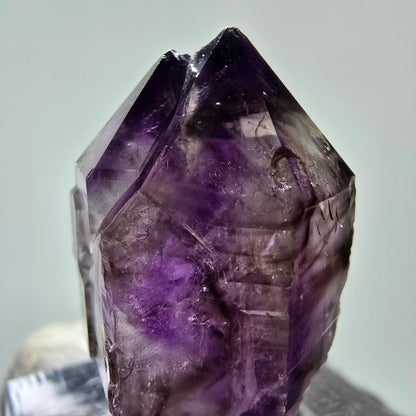 Sceptre Enhydro Phantom Amethyst DT, 1x Bubble Brandberg, Namibie 30*21*17mm 