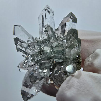 Quartz Starburst, spécimen de chlorite, mine Streep, Goboboseb, Namibie, 32 x 25 x 20 mm 