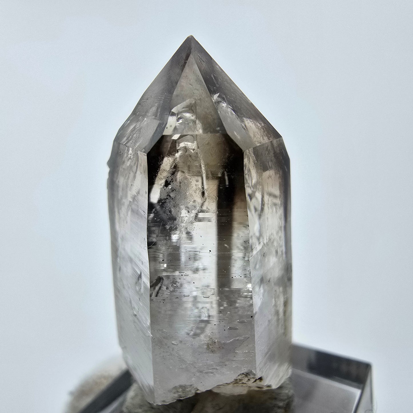 Enhydro Phantom Smoky Quartz Point 1x Bubble Goboboseb, Namibia 40*21*17mm 