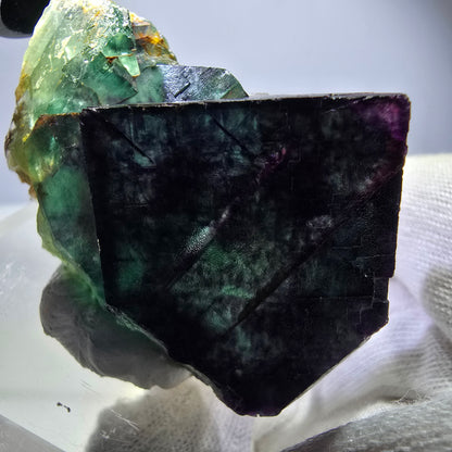 Spécimen de cube de fluorite fantôme, parqueté vert violet Okorusu, Namibie 59*45*25 mm 