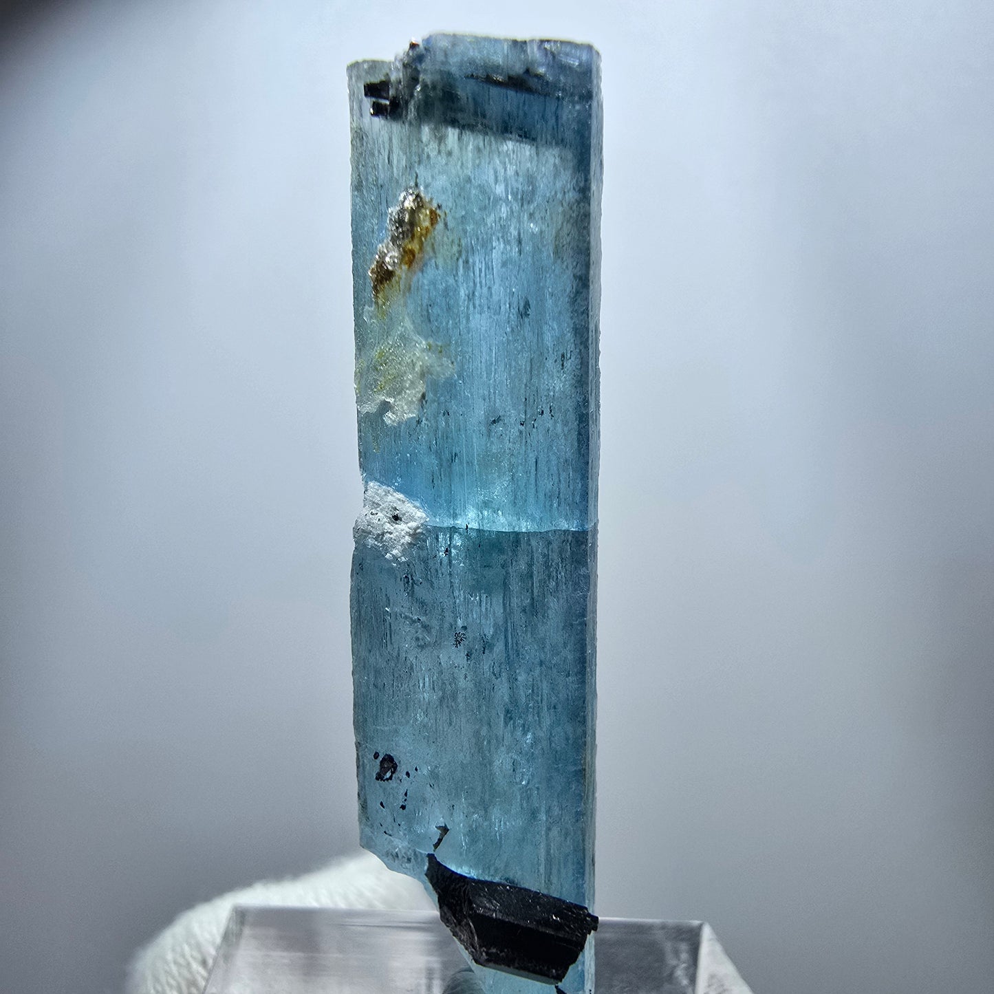 Seltener Aquamarin X mit Hyalit, Schörl Turmalin Erongo, Namibia 45*10*7mm