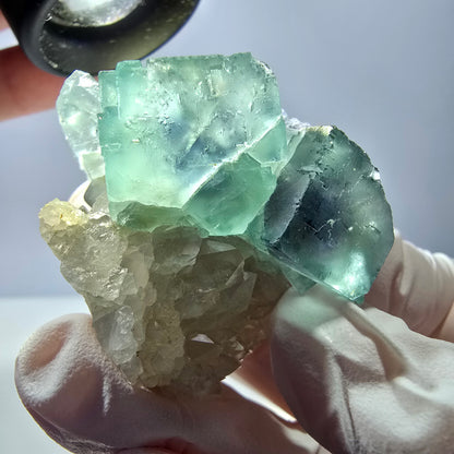 Rare cube de fluorite fantôme, spécimen de quartz vert violet Okorusu Namibie 44 x 32 x 26 mm 