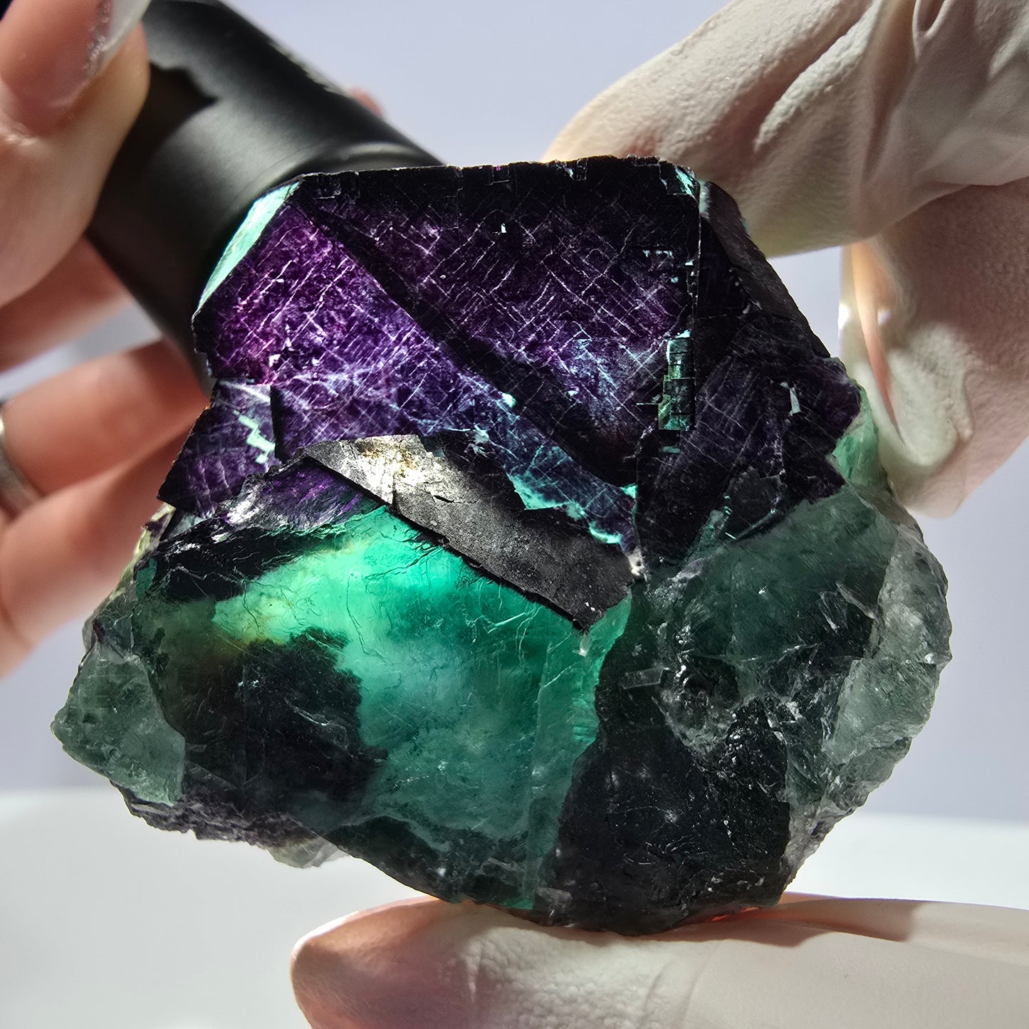 Spécimen de cube de fluorite fantôme vert violet zonal 11:11 Angel Pocket, Namibie 57*48*28mm 