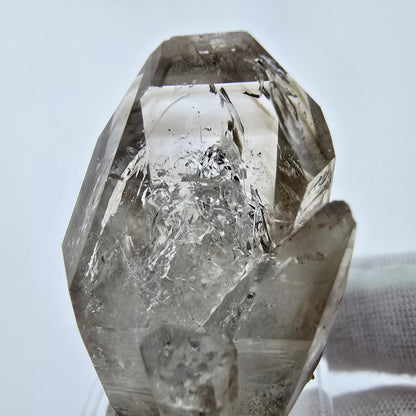 Enhydro Phantom Smoky Quartz Sceptre Tip 1x Bubble Goboboseb, Namibie 40*24*22mm 