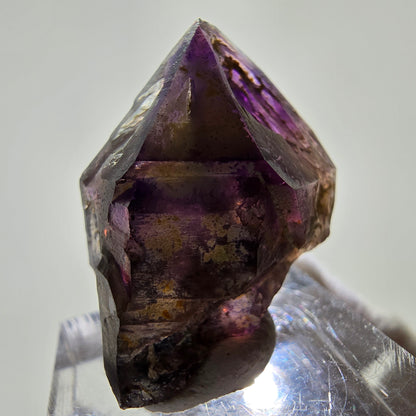Sceptre squelette en améthyste fantôme rare, pointe Brandberg, Namibie, 30 x 24 x 20 mm 