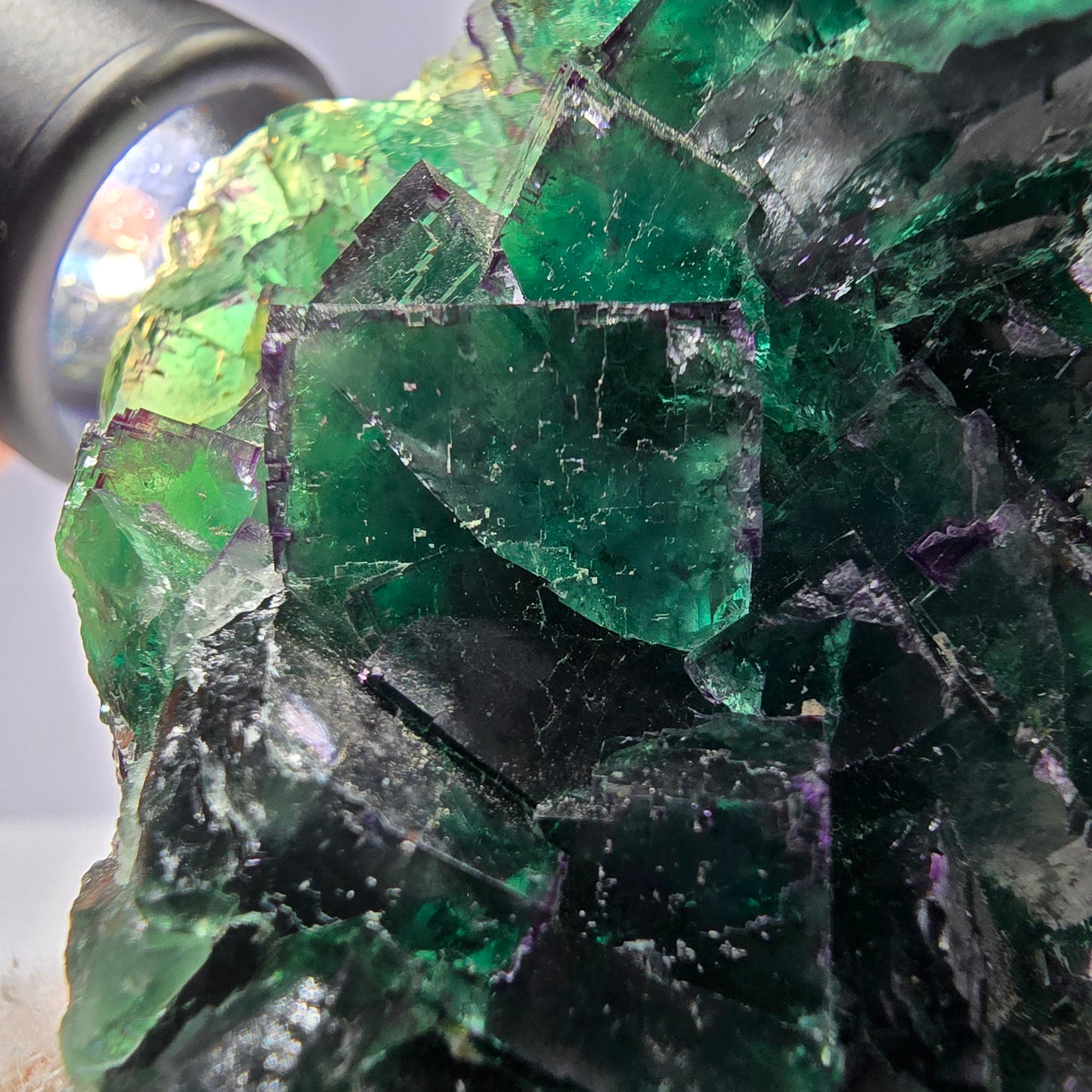 Cube de fluorite fantôme parqueté, zonal Okorusu Namibie 82*57*47mm 