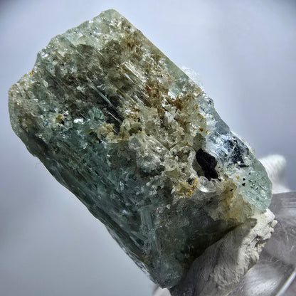 Seltener Aquamarin X mit Hyalit Einschlüssen Erongo, Namibia 40*29*23mm