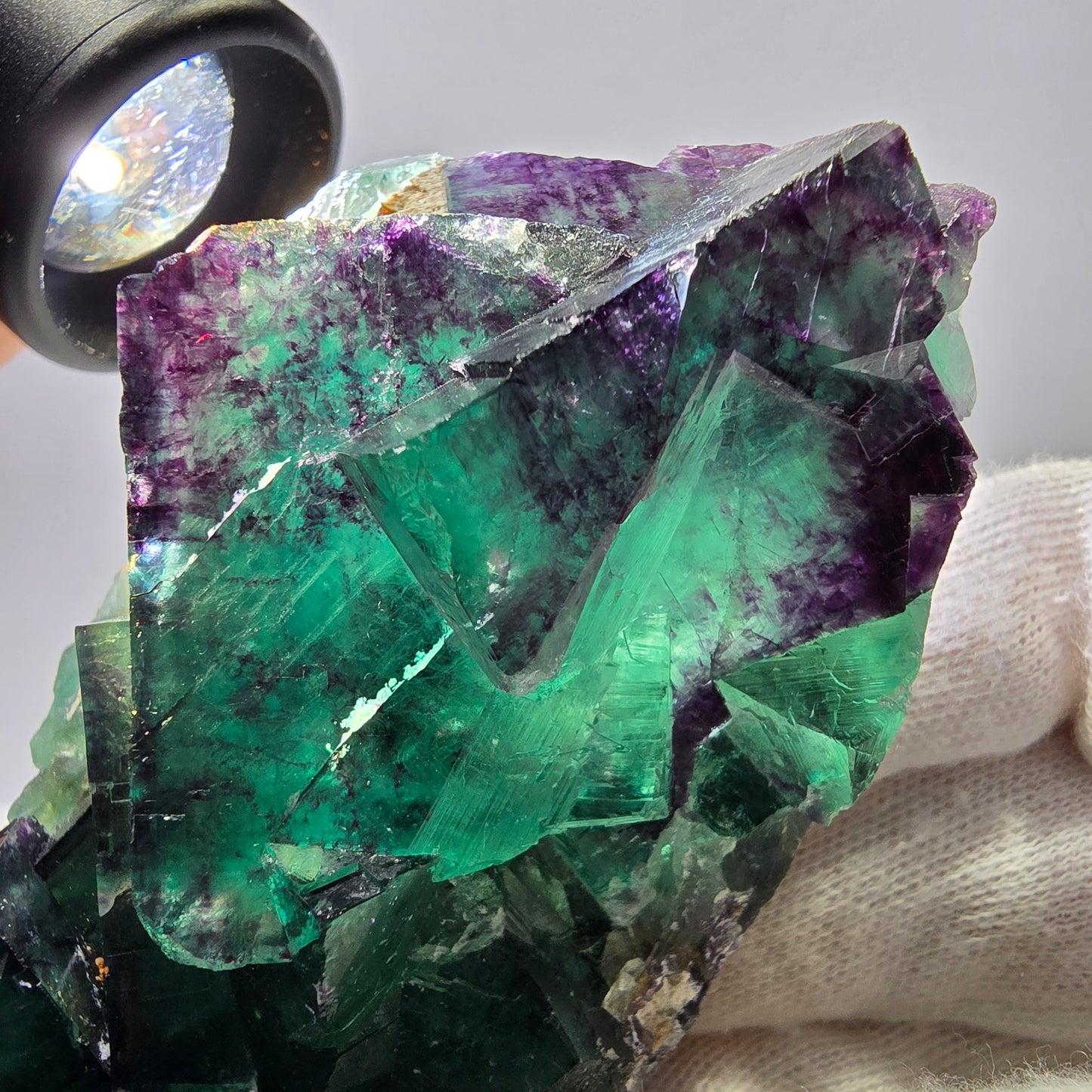 Grand spécimen zonal de cube de fluorite fantôme, vert violet Okorusu, Namibie 98*52*30mm 