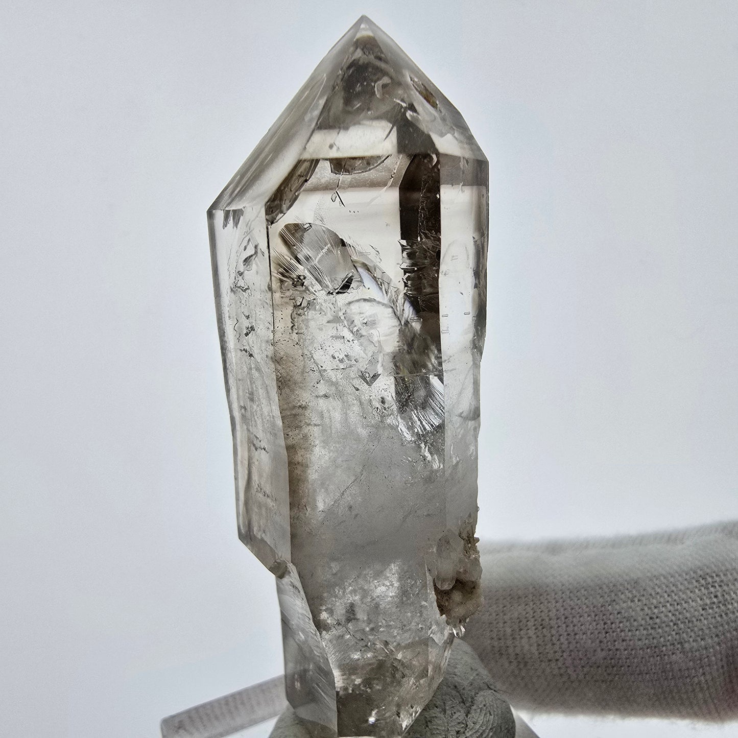 Enhydro Phantom Smoky Quartz Sceptre Tip 1x Bubble Goboboseb, Namibie 57*21*18mm 