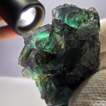 Seltene Phantom Fluorit Würfel Stufe, grün lila Okorusu Namibia 80*24*32mm