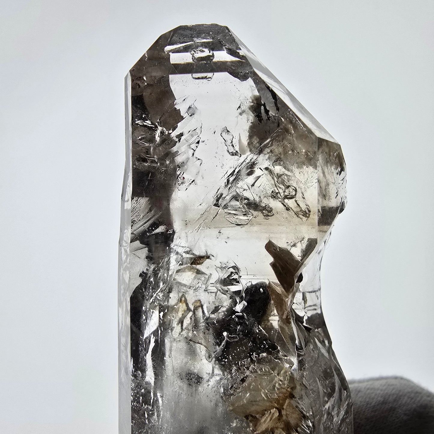 Quartz fumé squelette Enhydro DT, calcite UV, pochette Valentine 3x Bubble, Namibie 118 x 34 x 29 mm 