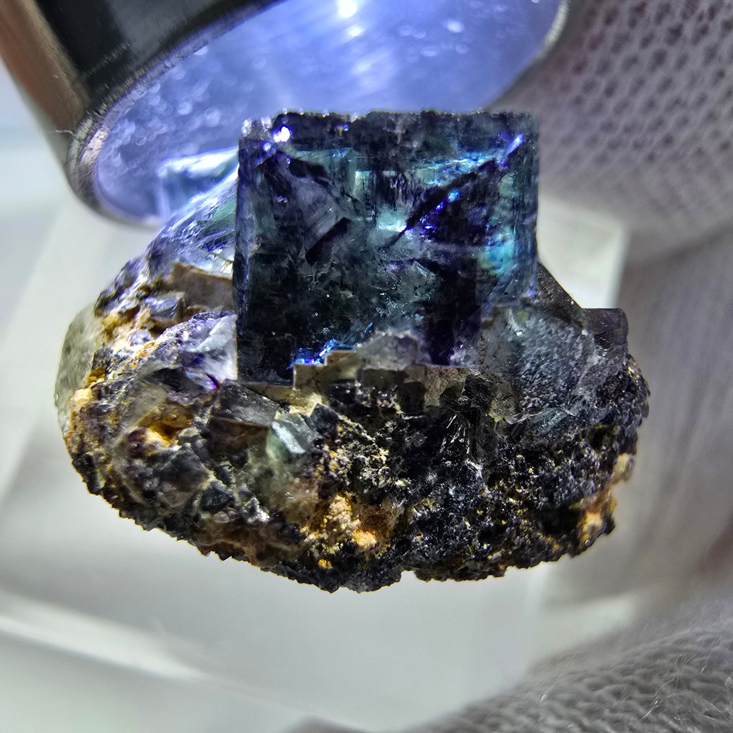 Spécimen rare de cube de fluorite fantôme, vert zonal et violet, Okorusu, Namibie, 23 x 21 x 13 mm 