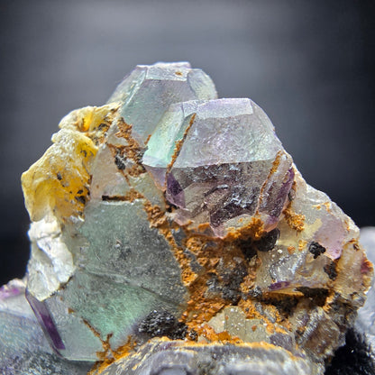 Zonare Phantom Fluorite vert violet marron cube étape Erongo namibie 53*30*32mm