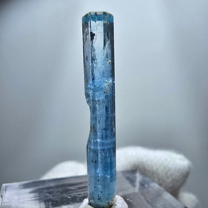 Clear Aquamarine X Crystal, blue Erongo, Namibia 28*4*3mm 