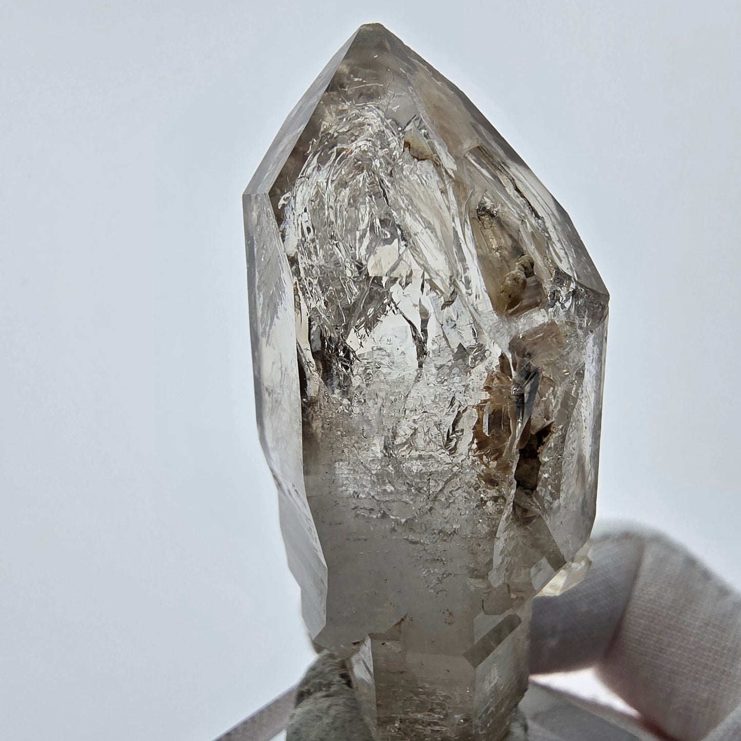 Enhydro Phantom Smoky Quartz Sceptre Tip 2x Bubble Goboboseb, Namibie 61*27*22mm 