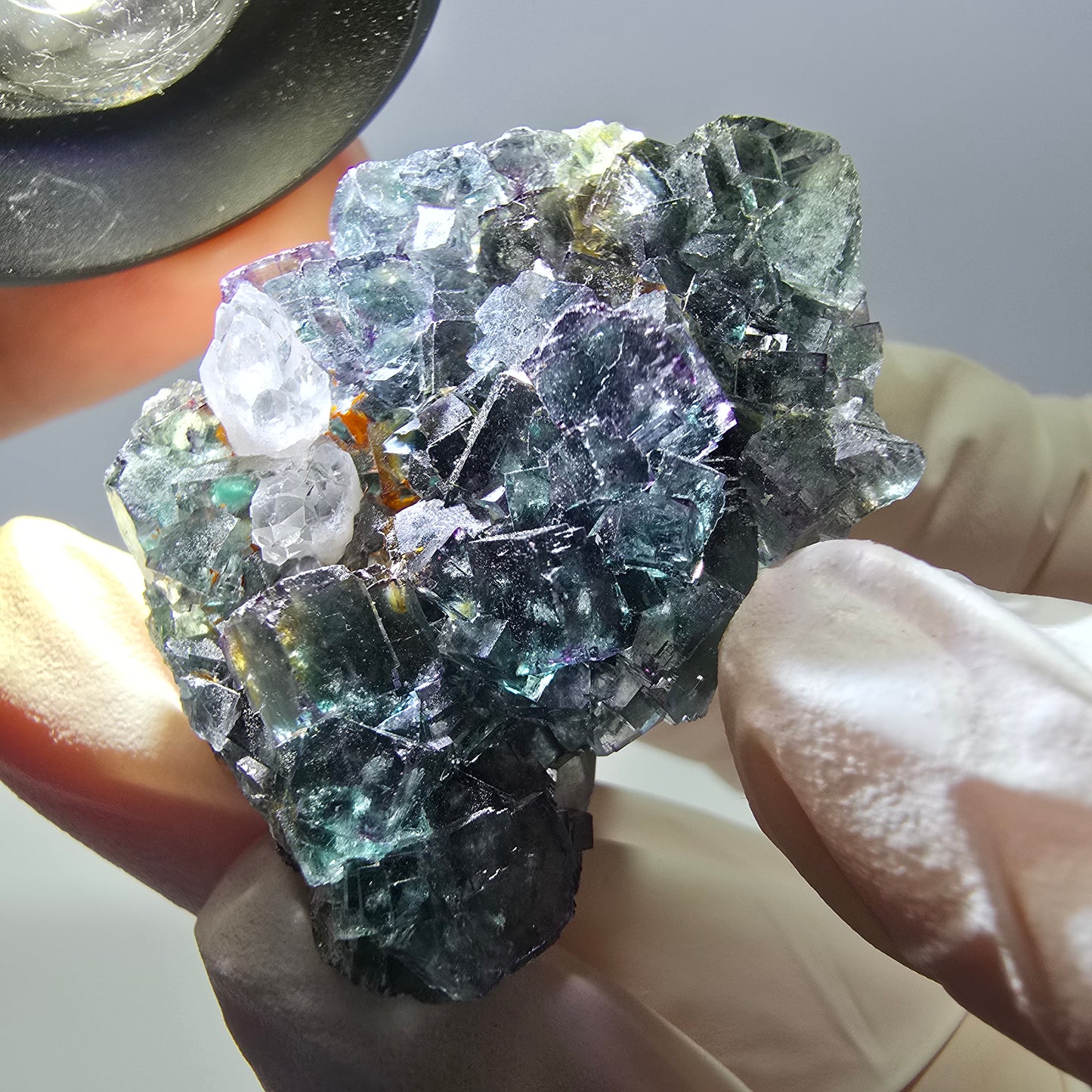 Rare cube de fluorite fantôme, spécimen de quartz vert violet Okorusu Namibie 43*33*26mm 