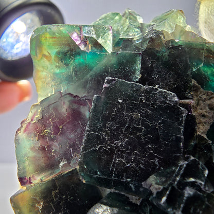 Cube de fluorite fantôme étagé vert violet Okorusu Namibie 47 x 44 x 16 mm 