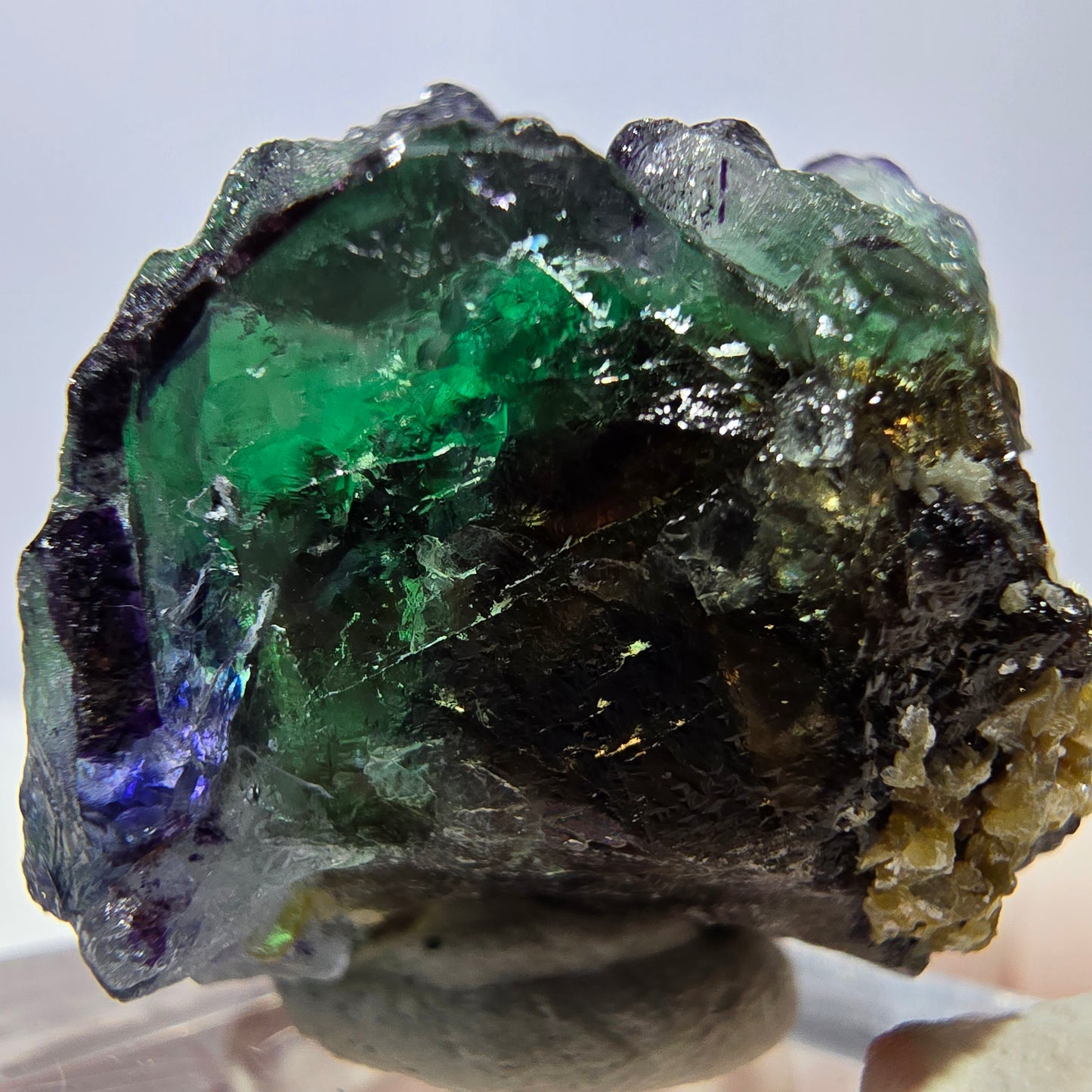 Cube de fluorite fantôme, zonal, spécimen de muscovite, Erongo, Namibie, 33 x 28 x 26 mm 