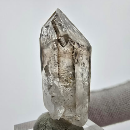 Enhydro Phantom Smoky Quartz Sceptre Tip 1x Bubble Goboboseb, Namibie 43*21*14mm 