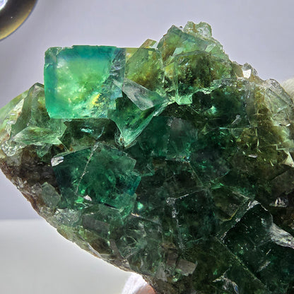 Spécimen de cube de fluorite fantôme transparente, parqueté Okorusu Namibie 95*54*21mm 