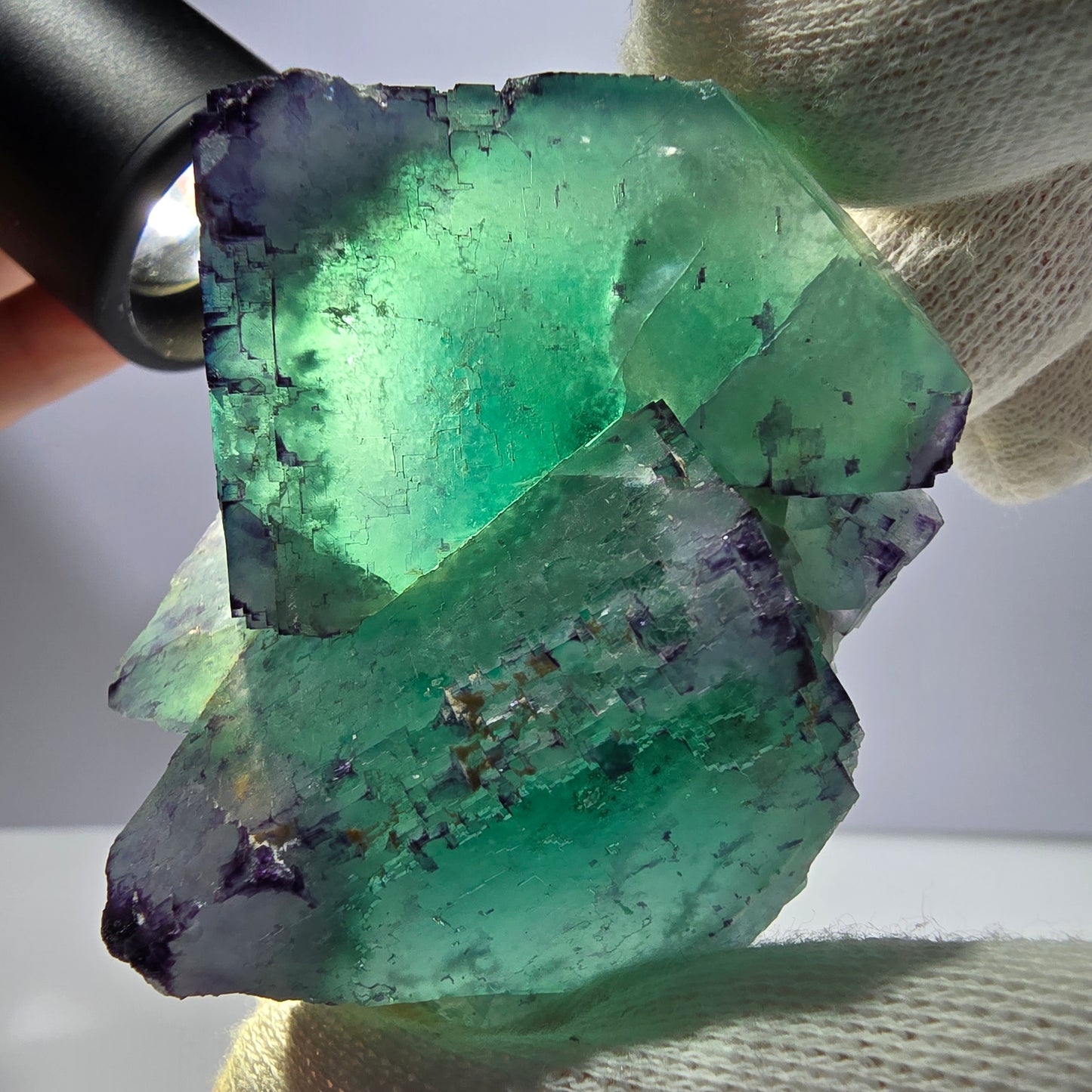 Spécimen de cube de fluorite fantôme, parqueté zonal Okorusu Namibie 65*65*30mm 