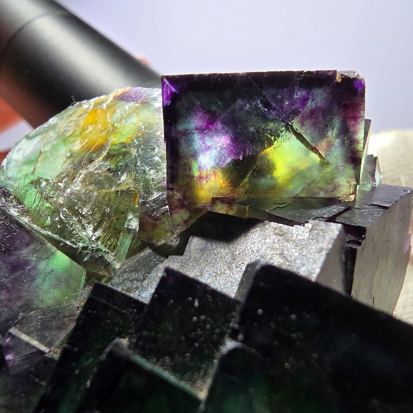 Phantom Fluorit Würfel Stufe parkettiert zonal Okorusu Namibia 63*51*30mm