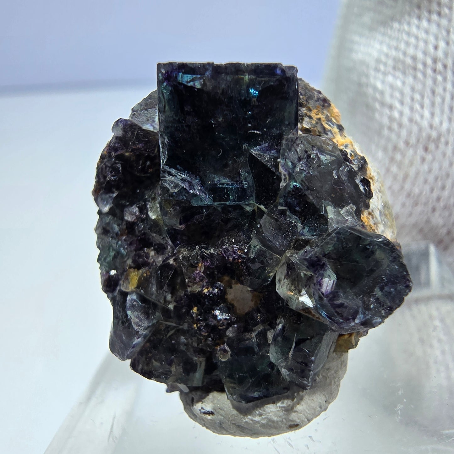Spécimen rare de cube de fluorite fantôme, vert zonal et violet, Okorusu, Namibie, 23 x 21 x 13 mm 