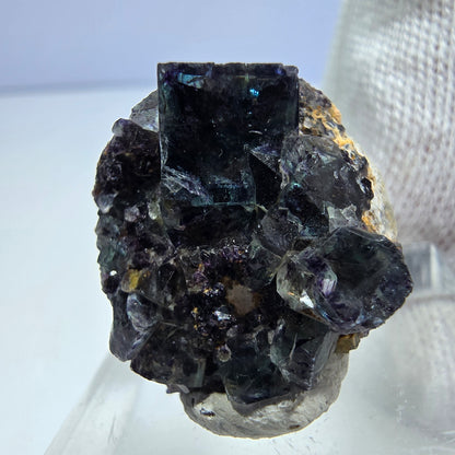 Spécimen rare de cube de fluorite fantôme, vert zonal et violet, Okorusu, Namibie, 23 x 21 x 13 mm 