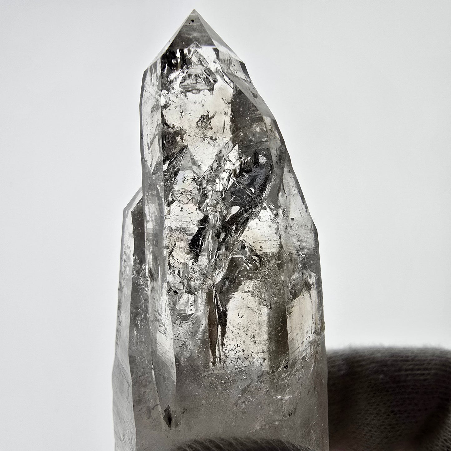 Sceptre DT en quartz fumé squelette Enhydro, 1x pochette Saint-Valentin à bulles, Namibie 91 x 30 x 24 mm 