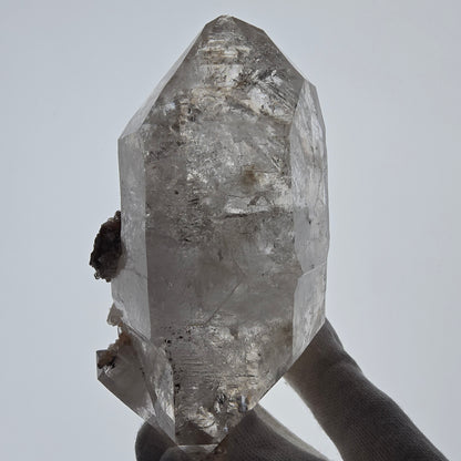 Sceptre DT Enhydro Skeleton Smoky Quartz, 2 gobos de poche Bubble Valentine. Namibie 126 x 66 x 50 mm 