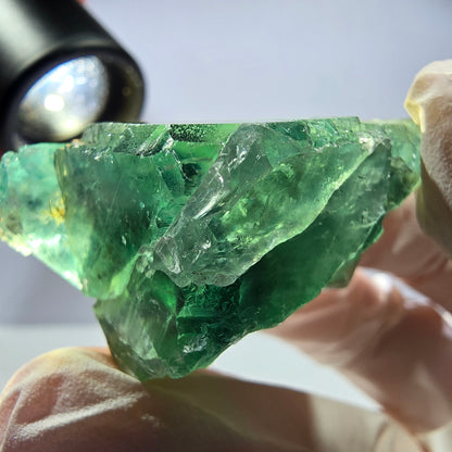 Spécimen de cube de fluorite fantôme transparente, vert parqueté, Okorusu, Namibie, 48 x 38 x 23 mm 