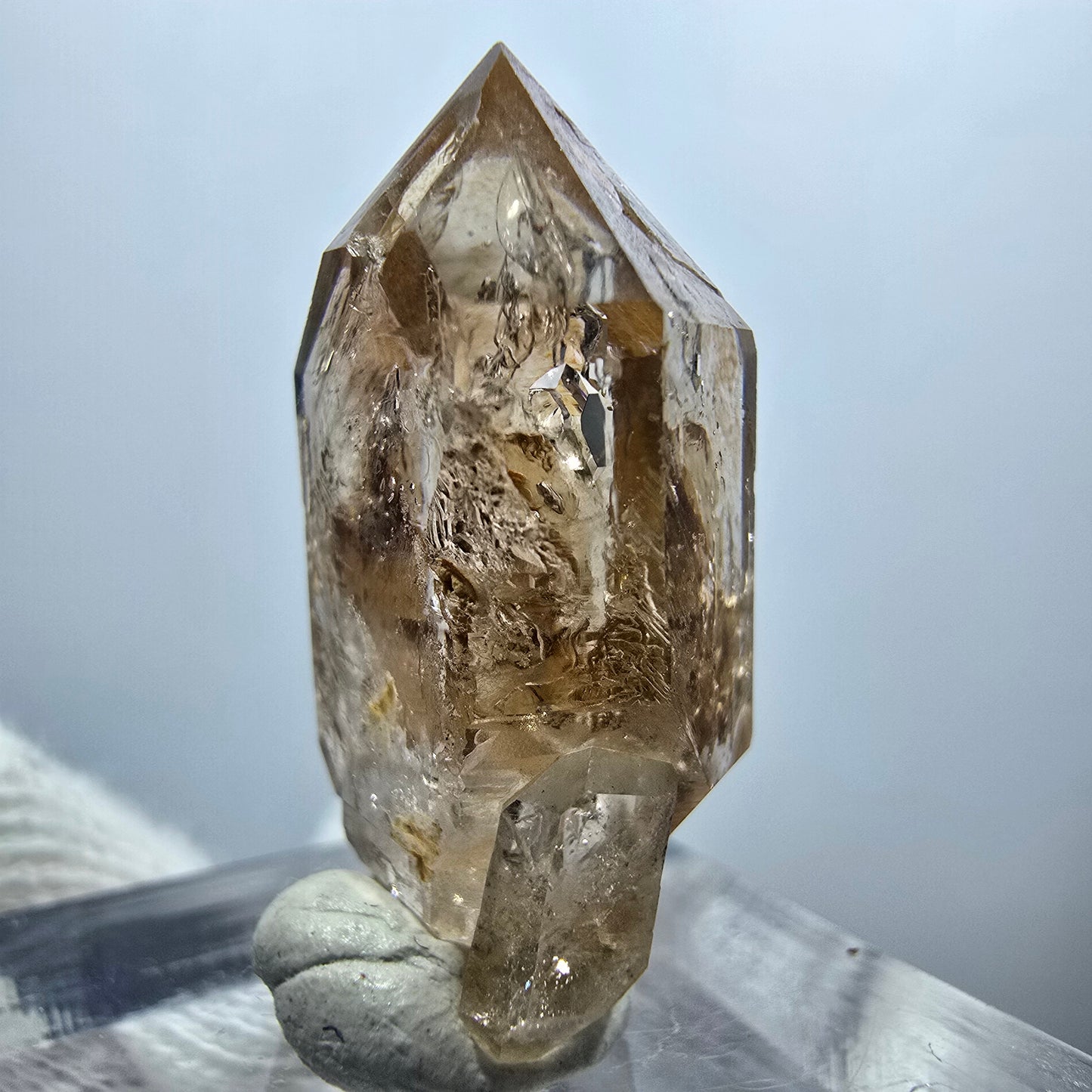 Sceptre Enhydro Phantom Smoky Quartz DT, 1x Bubble Goboboseb, Namibie 28*14*10mm 