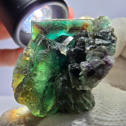 Rare spécimen de cube de fluorite fantôme, parqueté vert Okorusu, Namibie, 34 x 31 x 20 mm 
