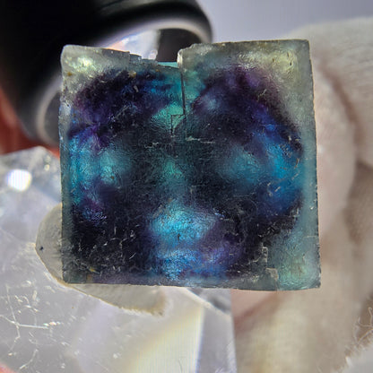 Spécimen de cube de fluorite fantôme, zonal – Nouvelle découverte ! Okorusu, Namibie, 24 x 23 x 12 mm 