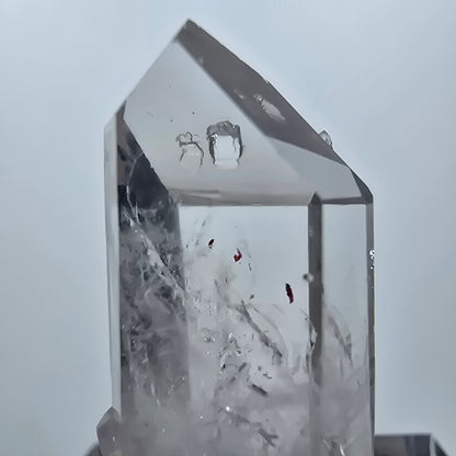 Améthyste fantôme avec hématite, mine Streep, Goboboseb, Namibie, 30 x 15 x 10 mm 