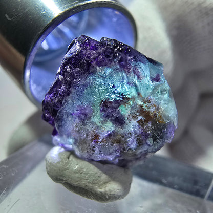 Rare spécimen de cube de fluorite fantôme, vert-violet zonal, Okorusu, Namibie, 16 x 14 x 14 mm 